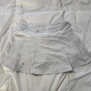 Lululemon Skirt Skort Size 6 Off White  *read